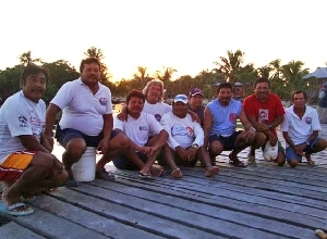Estudiantes de Turismo de la UA Cozumel, realizan  viaje de estudios a campamento pesquero 