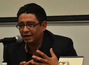 Raciel Manríquez presenta poemario en la Feria Internacional del Libro