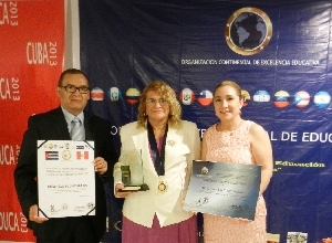 Universidad de Quintana Roo recibe Premio Iberoamericano a la Calidad Educativa