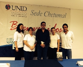 Raciel Manríquez presenta poemario en la UNID