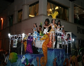 UA Cozumel, presente en Carnaval 2014