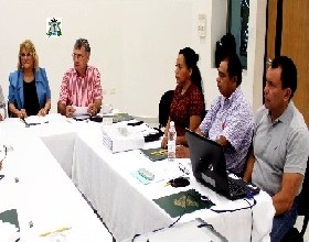 Reunión de trabajo sobre el proyecto de la Unidad Académica Cancún   