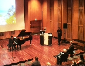 Profesor de Piano de la UQROO dicta conferencia y da recital en Noruega