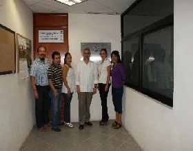 Fernando I. Salmerón Castro visita el Centro de Estudios Interculturales