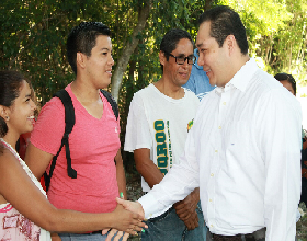 1ra visita del  rector, Mtro. Ángel E. Rivero Palomo a las Unidades de Playa del Carmen, Cozumel y Cancún