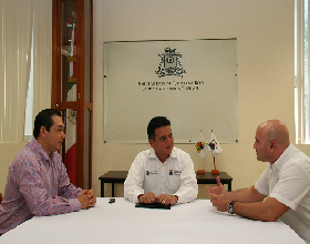 Rectores UQROO y UTRM se reúnen con presidente municipal de Cozumel