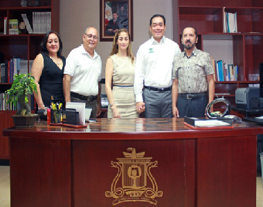 Rector se reúne con el Club Rotario de Chetumal