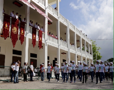 La UQRoo participó en el Desfile Cívico Deportivo con motivo del CV Aniversario de la Revolución Mexicana