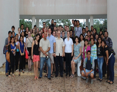 Estudiantes daneses de preparatoria visitan la Unidad Académica Playa del Carmen 
