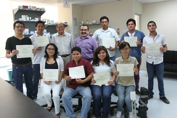 Acreditación de alumnos de la Licenciatura en Farmacia DCS-UQRoo ante el Sistema Integral de Capacitación en Dispensación, SICAD.