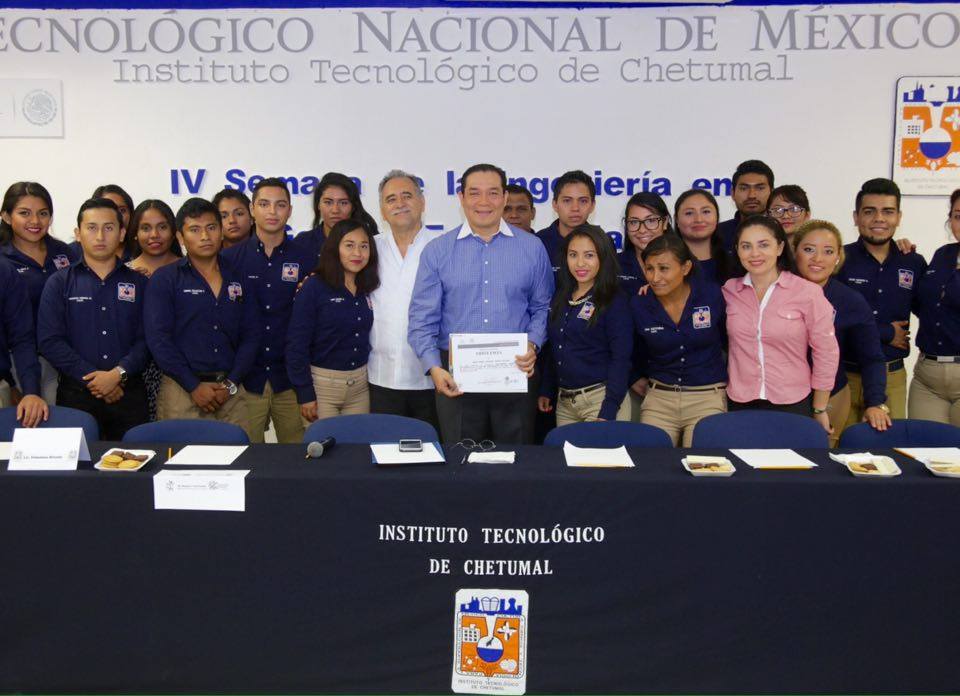Rector presenta ponencia ante estudiantes del Tecnológico de Chetumal