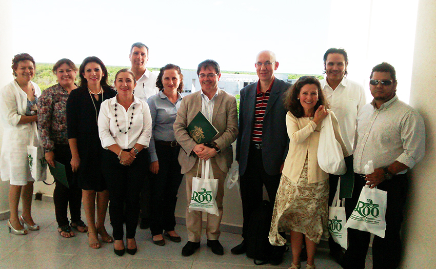 Personal de Ministerio de Educación de Francia visitan la Unidad Académica Playa del Carmen 