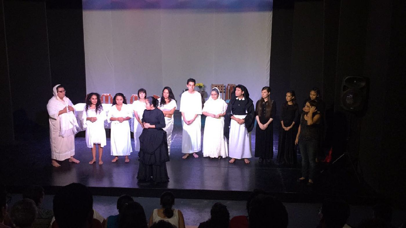 Alumnos de la Unidad Académica  Cancún presentan obra de  teatro en conmemoración del 1er Aniversario. 