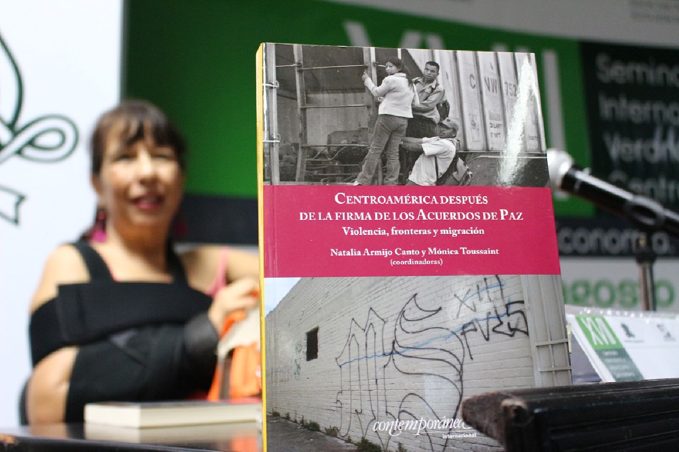 En el  Seminario de Verano presentaron el libro: Centroamérica Después de la Firma de los Acuerdos de Paz 