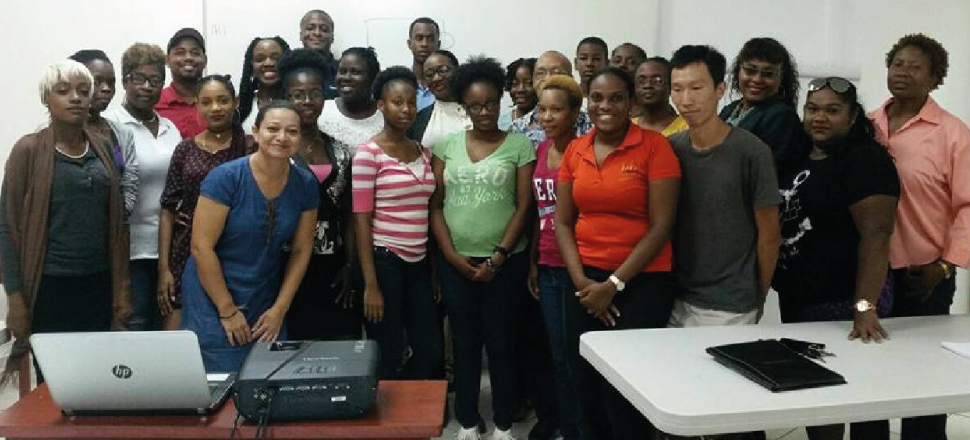 Inician cursos del idioma español en el Caribe: Trabajamos en la internacionalización universitaria