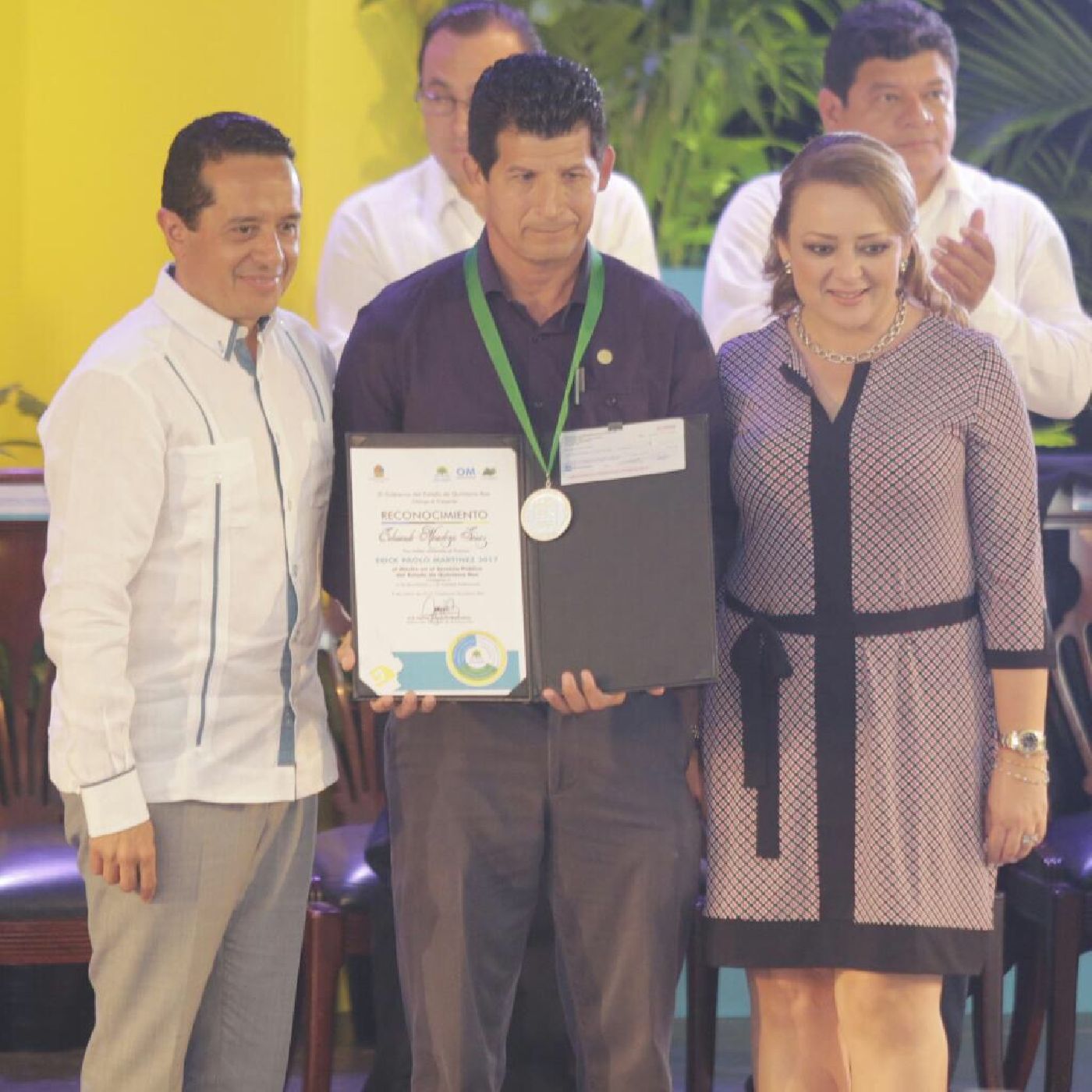 Premio Erick Paolo Martínez 2017, a trabajador de la UQRoo en categoría Resultados y Calidad Profesional