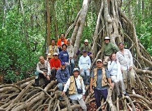 Alumnos de manejo de RN participaron en curso internacional sobre mangles