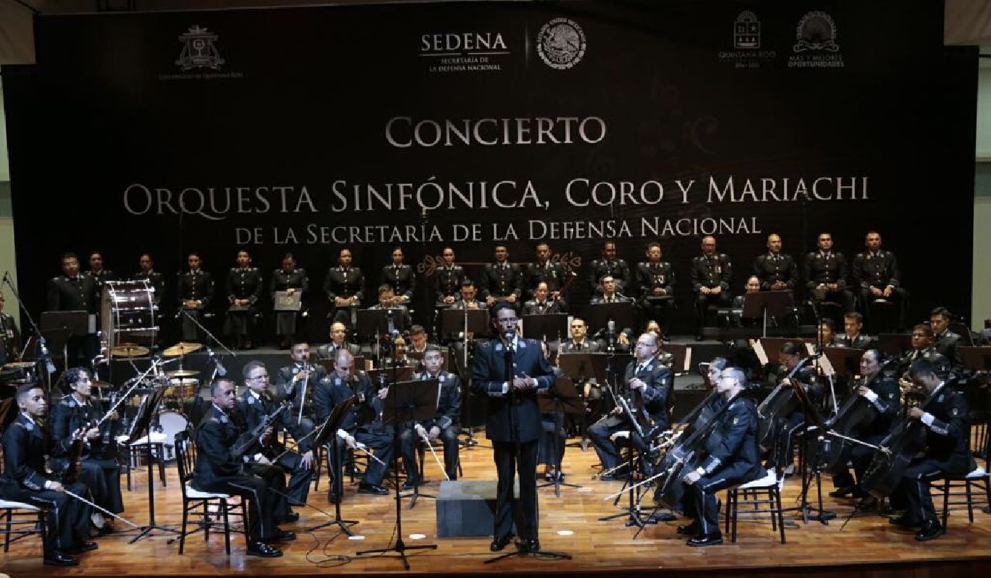 Exitosa presentación de Orquesta Sinfónica, Coro y Mariachi de la Sedena en la UQRoo