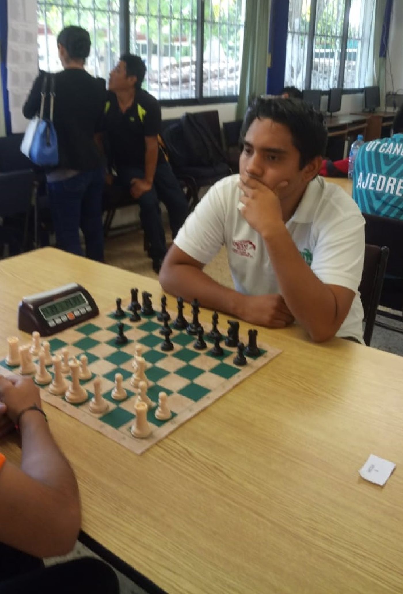 El ajedrecista de la UQRoo-Cancún, René Alexis Herrera Aguilar, Campeón del Segundo Circuito de Educación Superior