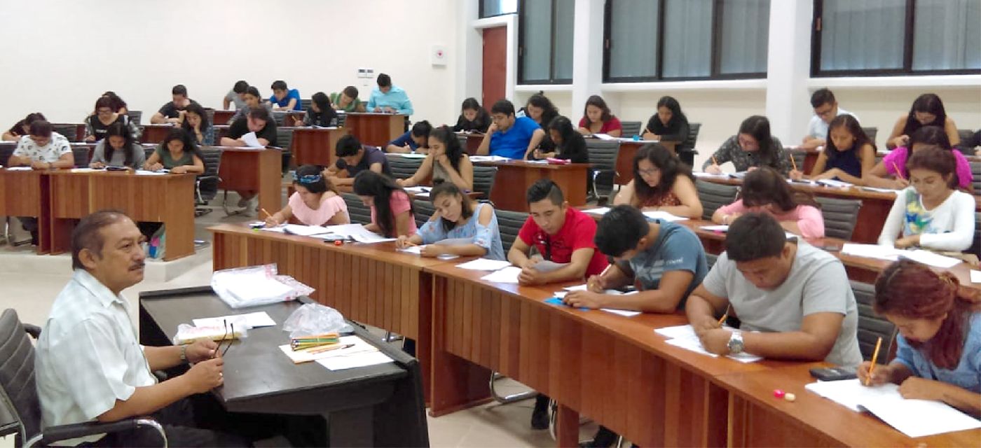 Presentan 1,752 bachilleres el examen Ceneval para ingresar a la Unidad Académica Chetumal de la UQRoo
