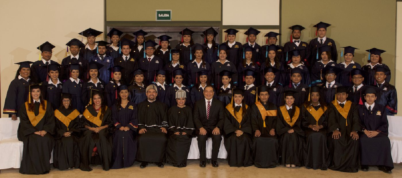 Ceremonia de Graduación 2018 en la  Unidad Académica Cozumel de la UQRoo