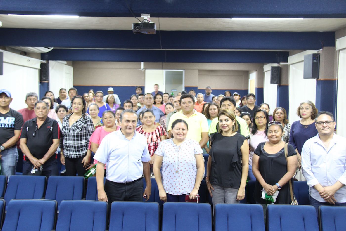 Recibe UA Cozumel de la UQRoo a padres de familias de alumnos de nuevo ingreso