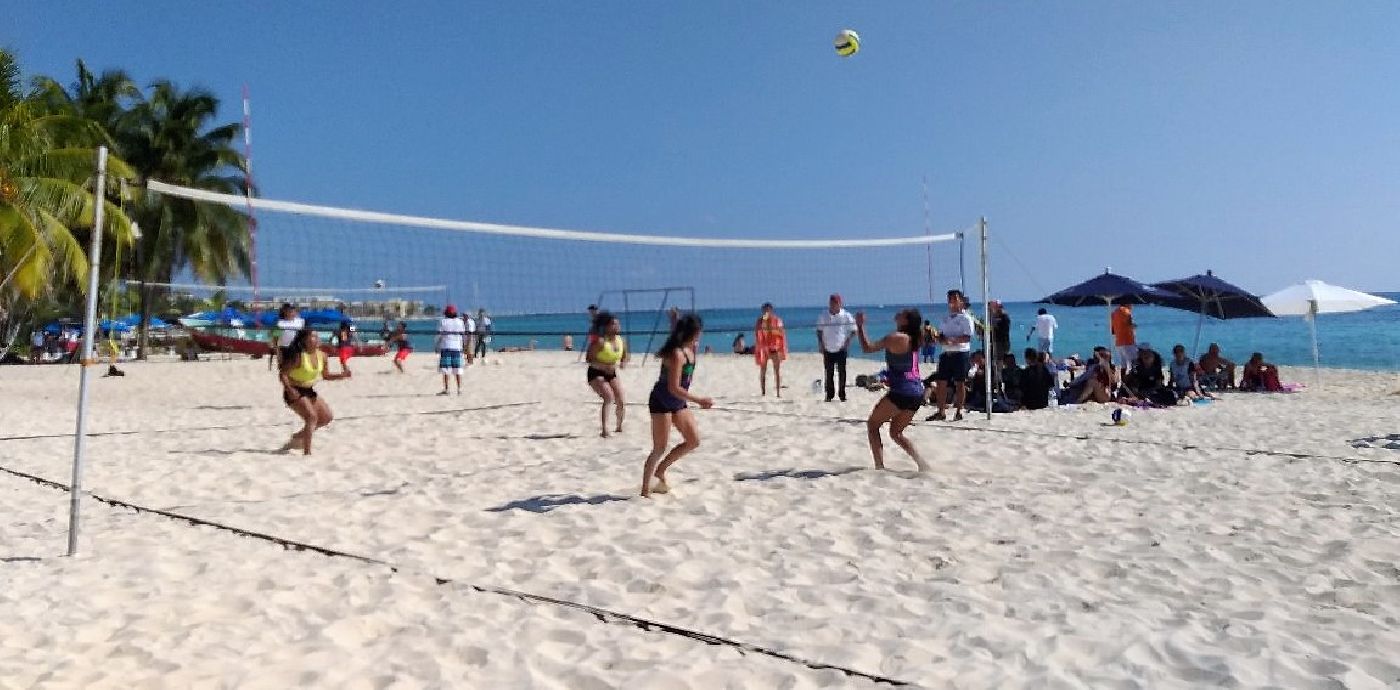 Alto nivel competitivo de las selecciones de  Voleibol de Playa de la UQRoo UA Chetumal