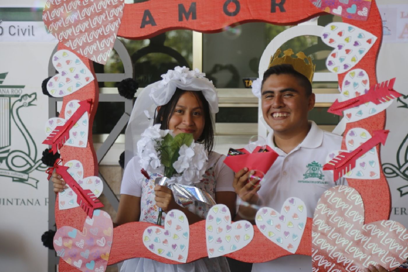 Feria cultural dedicada al Amor  y la Amistad en la UA Chetumal