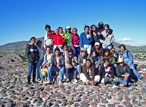 Estudiantes de la licenciatura en Antropología recorren el altiplano mexicano en viaje de estudios
