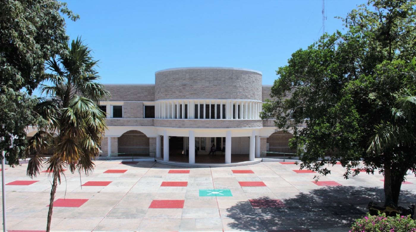 Re acreditó la Licenciatura en Lengua Inglesa la Universidad de Quintana Roo 