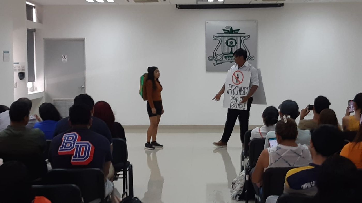 Presentan obra de teatro, en Campus Cancún