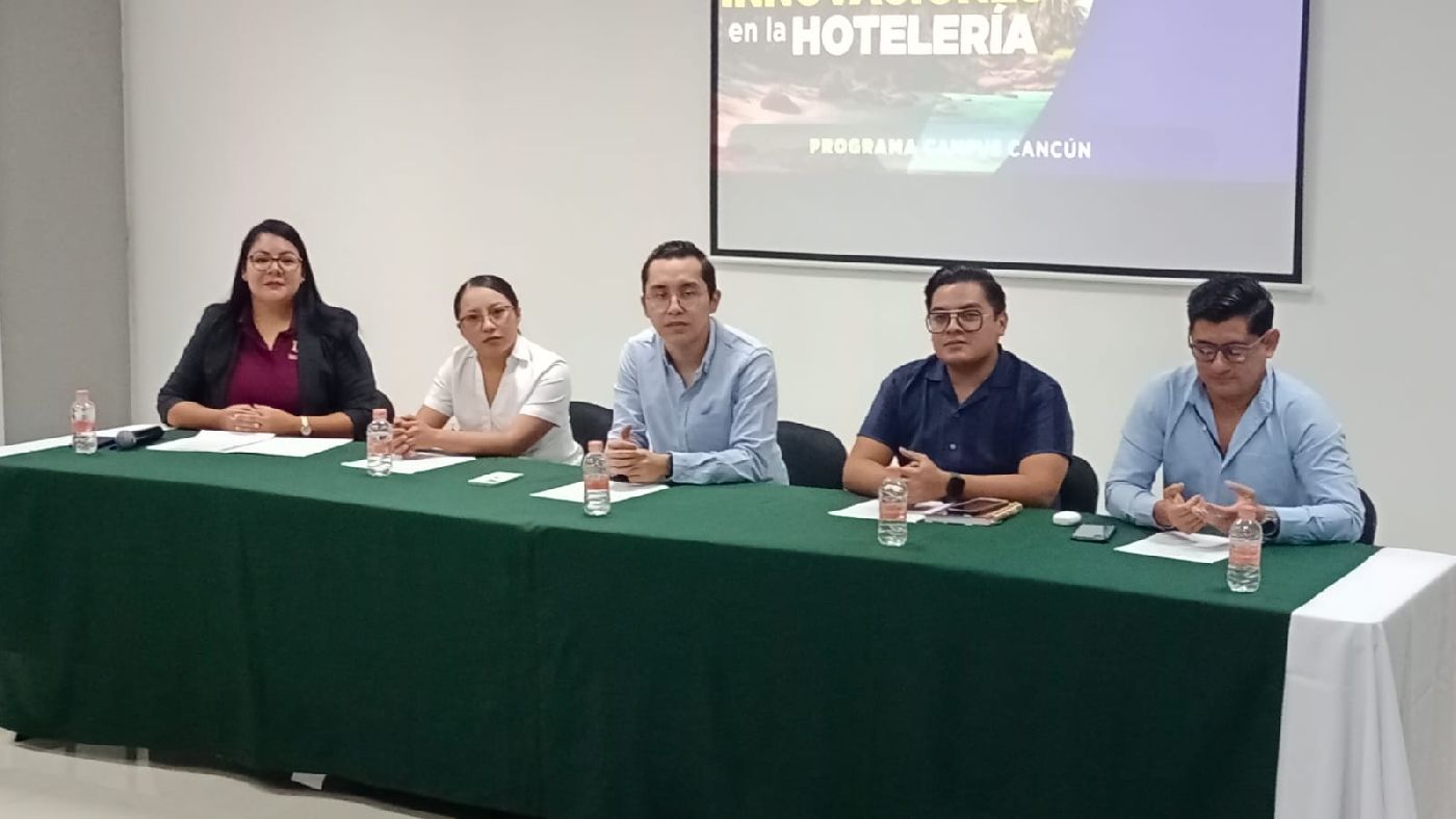 Desarrollan Jornada de Administración Hotelera en Cancún y Playa del Carmen