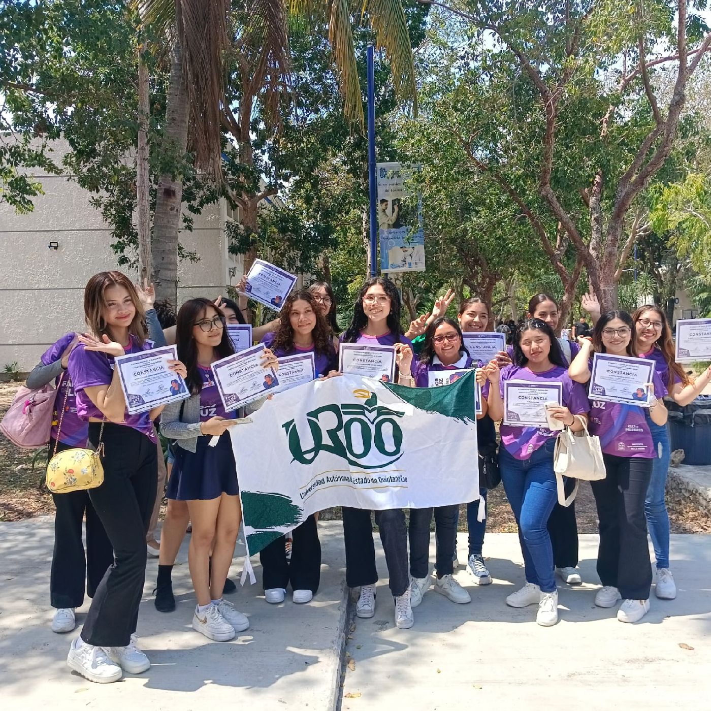 Alumnas de la UQRoo se suman a la Red de Mujeres Jóvenes “Faros de Luz”