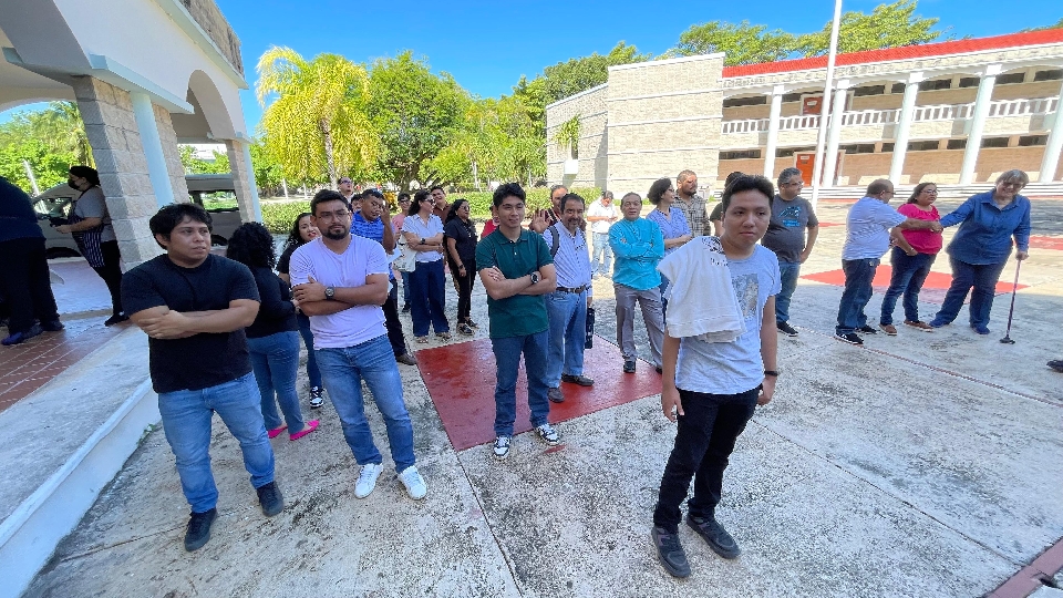 Image did not load...