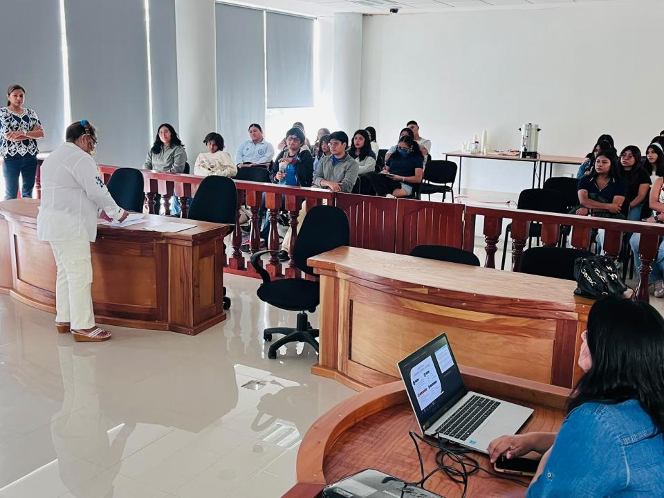 Fortalecen la sensibilidad social y el compromiso ético de los futuros abogados - galería 4