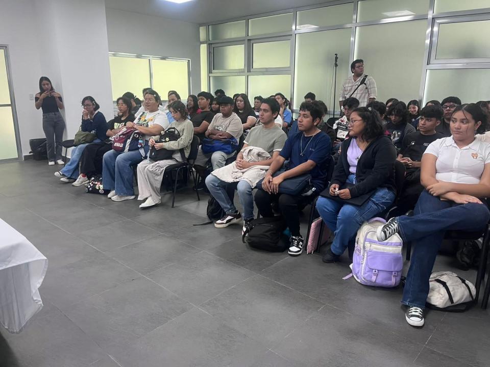 En el campus Cancún el Cuarto Seminario del Cuerpo Académico Sistemas y Redes - galería 4