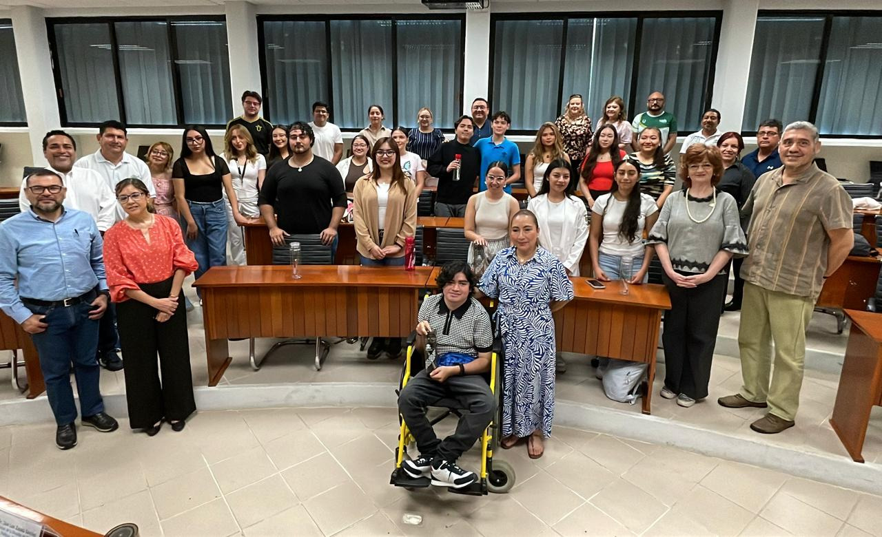 Bienvenida a 75 estudiantes del Programa de Investigación Científica y Tecnológica Delfín 2026