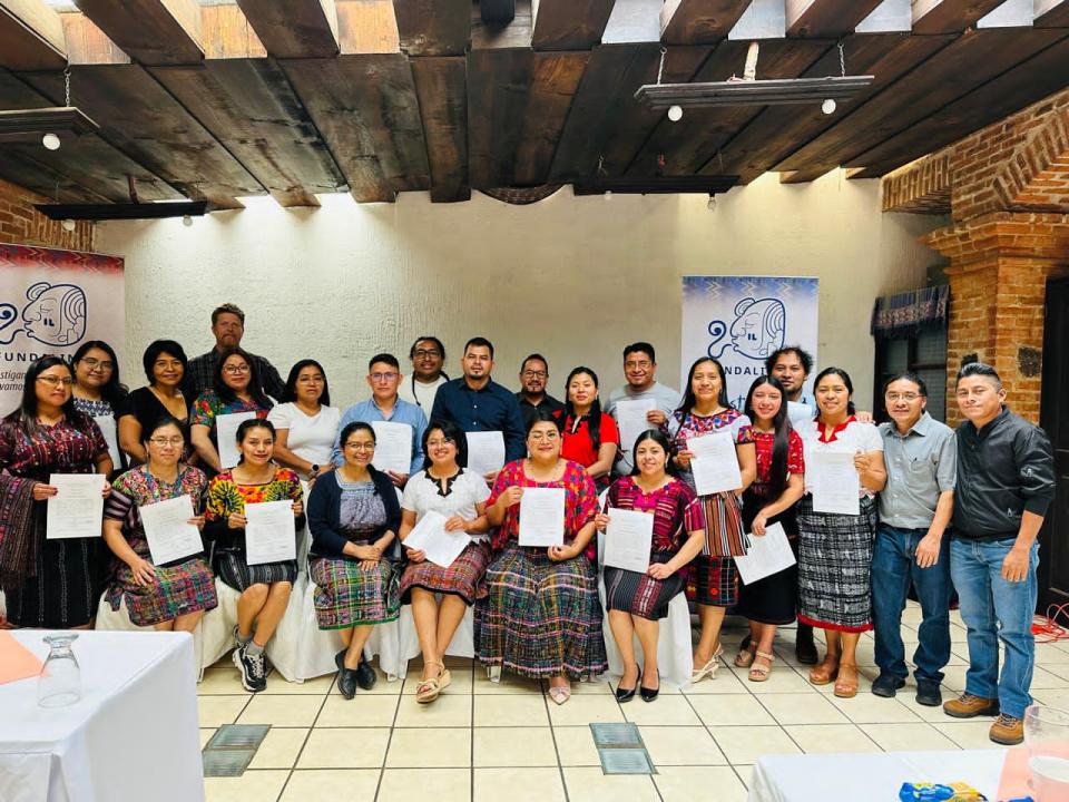 Docentes de la UQRoo participan en taller internacional de lingüística maya en Guatemala - galería 2