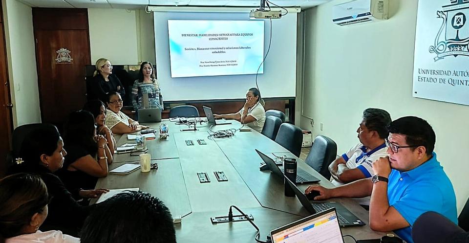 Concluye curso para fortalecer habilidades socioemocionales del personal administrativo de la UQRoo - galería 1
