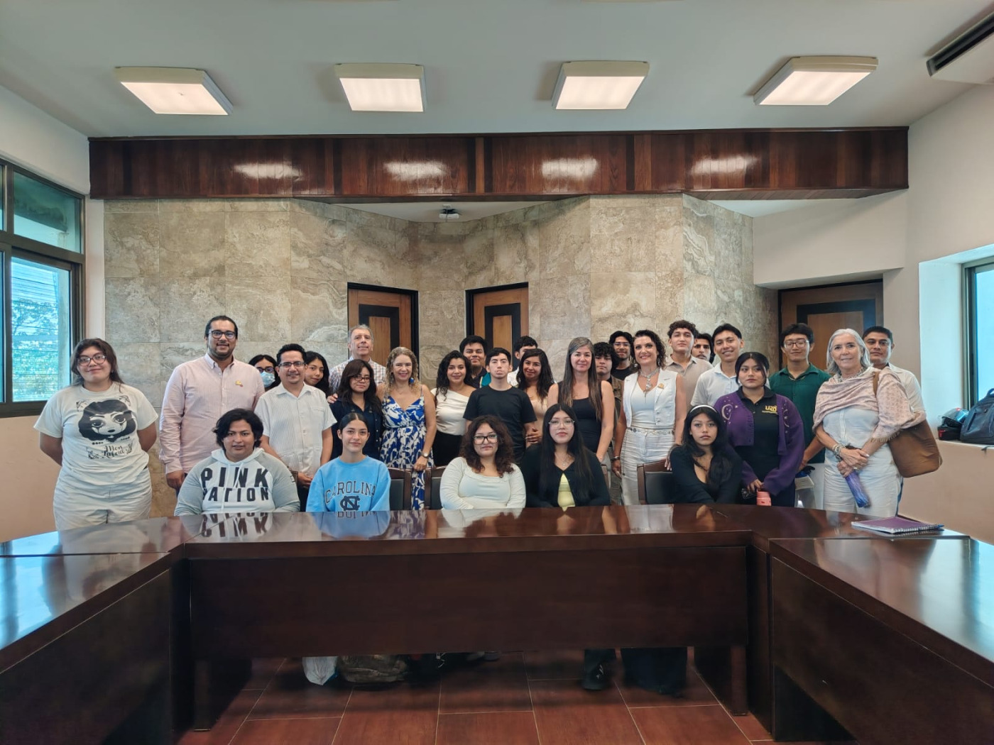 UQRoo formaliza convenio con Ciudadanos por la Transparencia