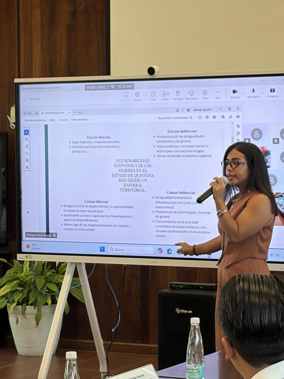 UQRoo Playa del Carmen realiza 1er. Seminario de Proyectos de Inversión Pública en Quintana Roo - galería 1