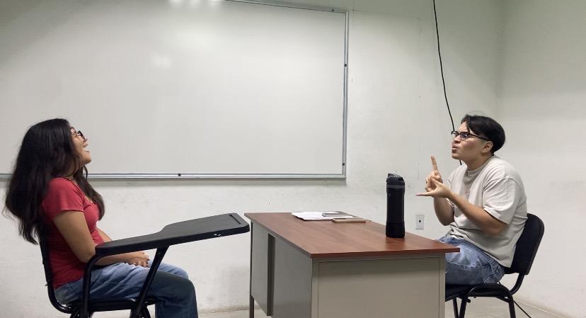 Estudiantado de Medicina fortalecen competencias de comunicación inclusiva - galería 1