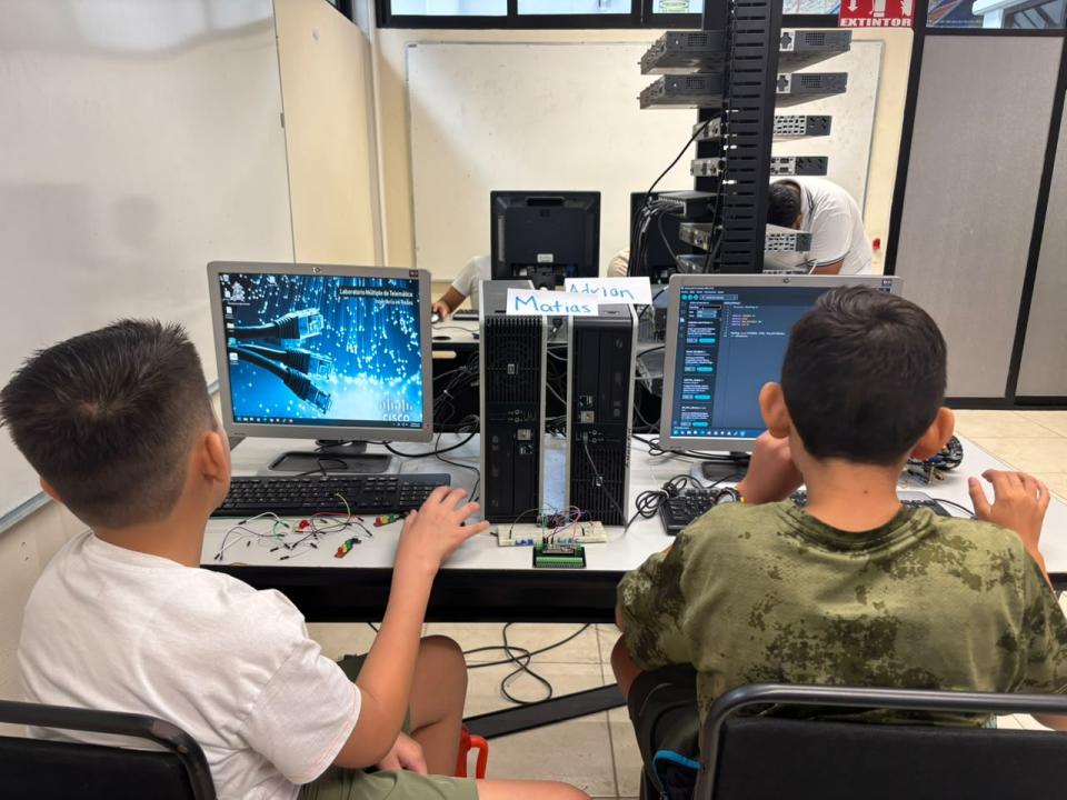 Concluye con éxito la XV edición de “Robótica para Niños 2026” - galería 6