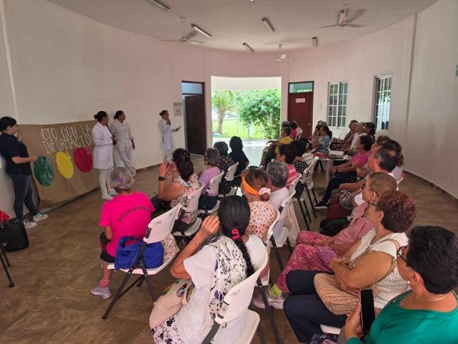 Fortalece UQRoo el autocuidado de personas adultas mayores - galería 2