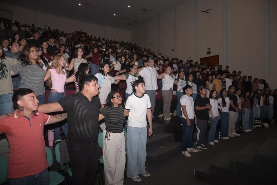 Dan la bienvenida a 2,399 estudiantes de nuevo ingreso en la UQRoo - galería 8