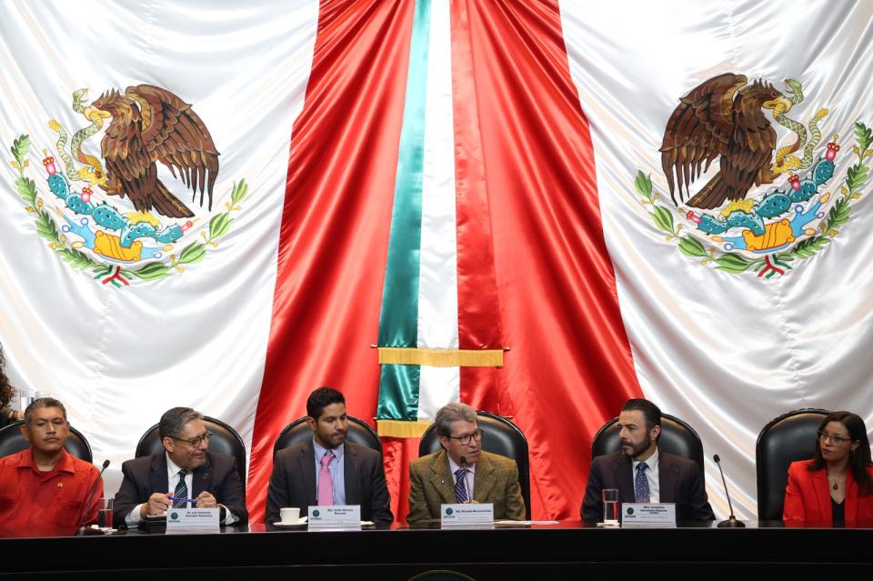 UQRoo refrenda compromiso con la transparencia financiera ante la Cámara de Diputados - galería 1