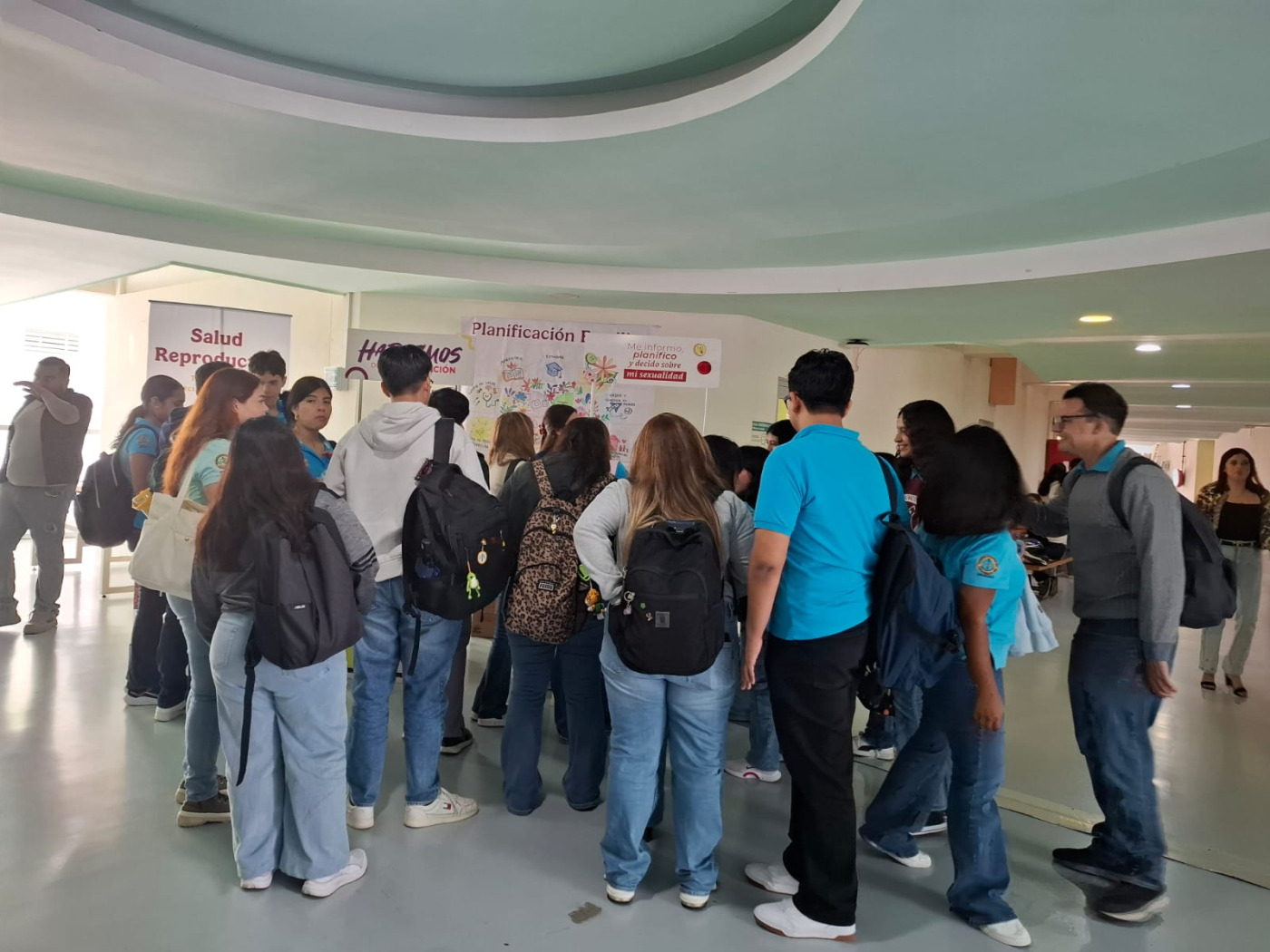 UQRoo y sector salud suman esfuerzos en Jornada Interinstitucional EduSex-ISSSTE - Con la participación de 100 estudiantes