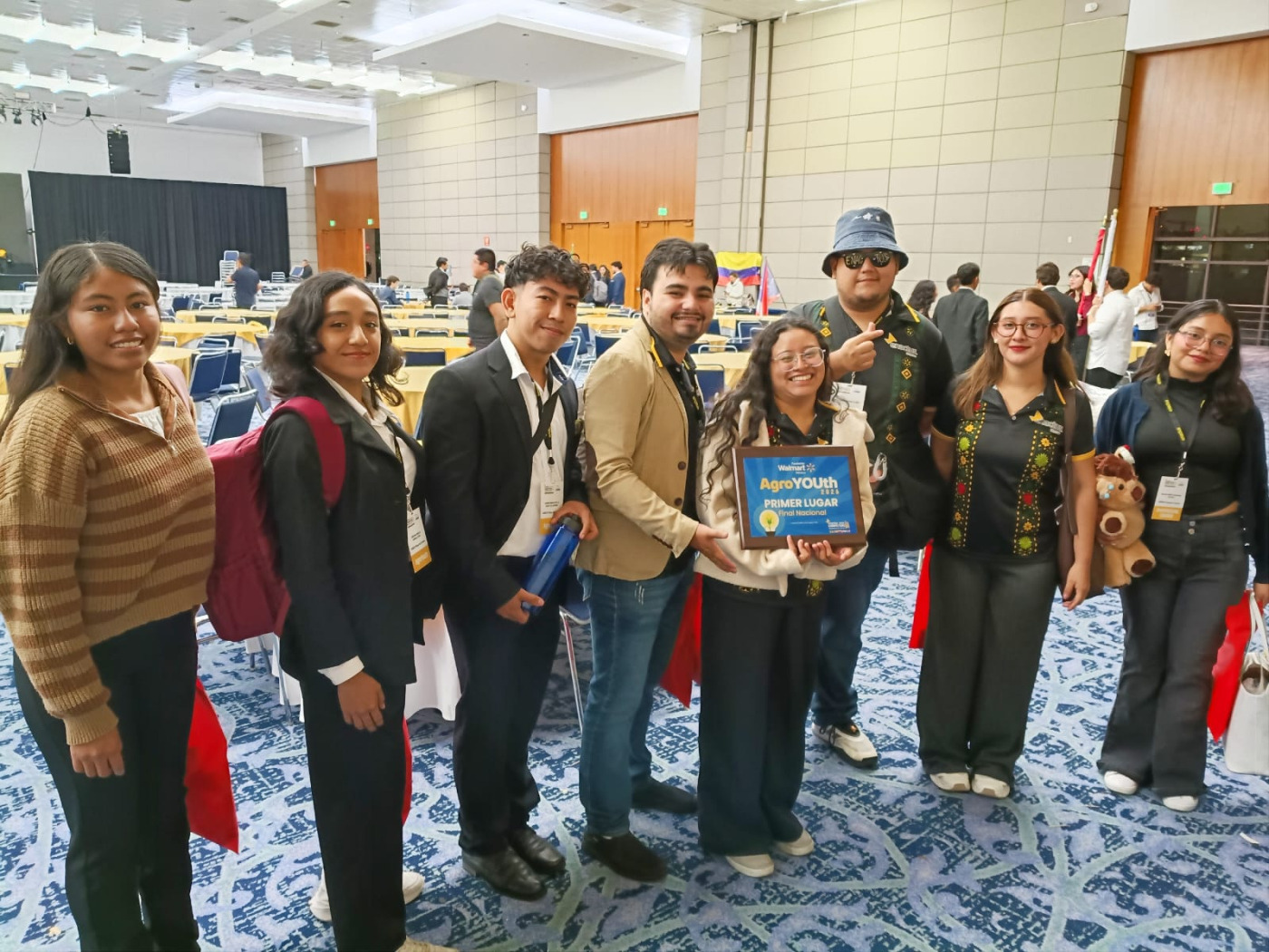 UQRoo destaca en la Competencia Nacional Enactus 2026 con los proyectos Kibok y NutriBites - Bajo la asesoría del Centro Emprendedor de Negocios