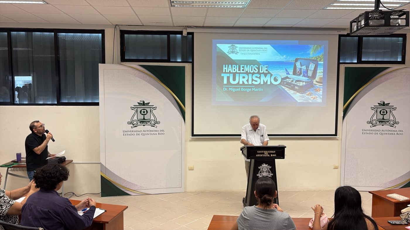 Dr. Miguel Borge Martín dialoga sobre turismo e ingeniería con estudiantado de UQRoo - Un personaje vital para la historia de UQRoo dialoga en los campus Cancún, Playa del Carmen, Cozumel y Bahía, con el alumnado.