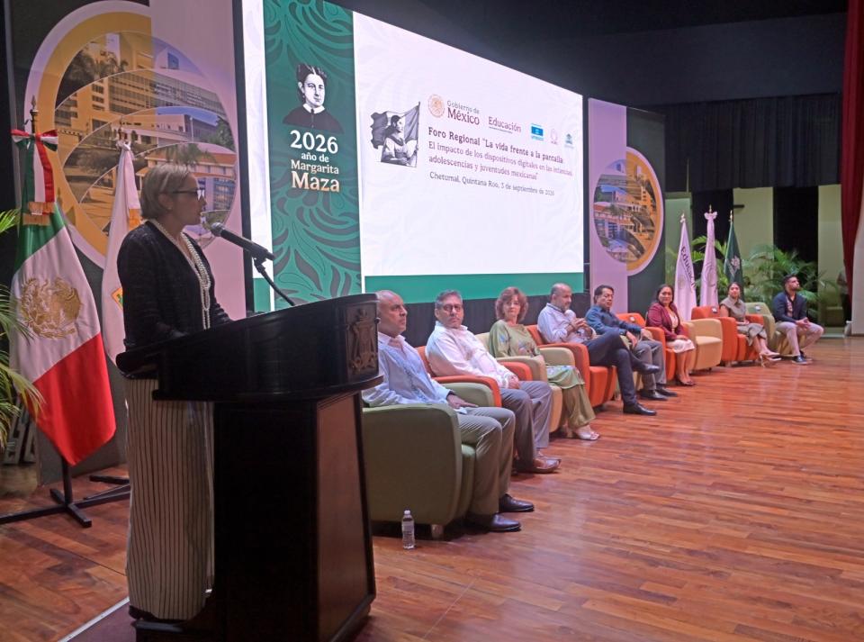 UQRoo albergó foro regional sobre el impacto de los dispositivos digitales en las juventudes - galería 4